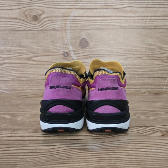 Nike Waffle One Sneakers - Picture 6 of 9